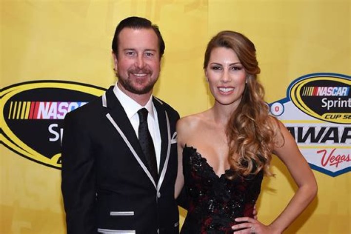 Alexis Frazier Biography, Wiki, Age, Height, Husband, Married, Salary, Net Worth, Channel 10 News, Instagram