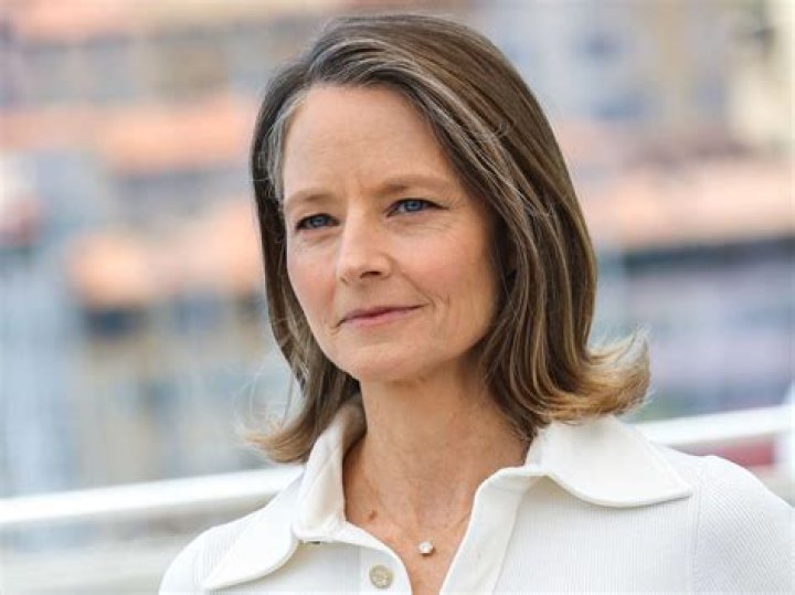 Does Jodie Foster have a son? Who did Jodie Foster have a child with?