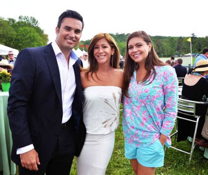 Holly Roehl (Doug Kammerer’s Wife), Bio, Wiki, Age, Kids, and Net Worth