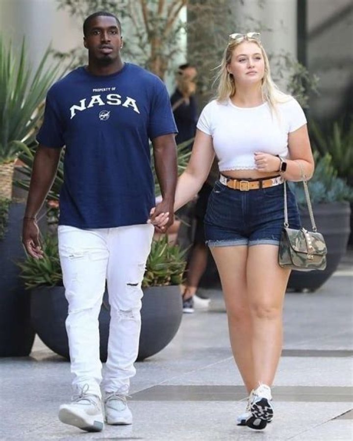 Iskra Lawrence – Height, Measurements & Boyfriend