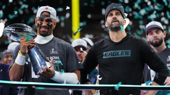 Jerry Rosburg Coaching History, Super Bowl, Salary, Contract