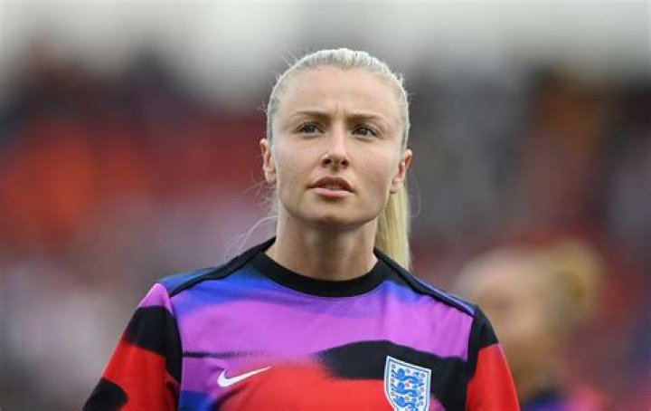 Leah Williamson Age, Height, Nationality, Education, Weight, Teams