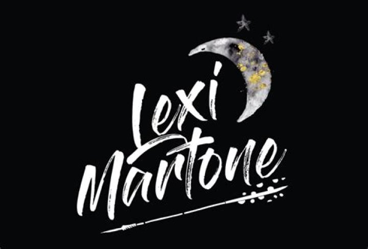 Lexi Martone Net Worth: Height, Age, Wiki, Boyfriend & More