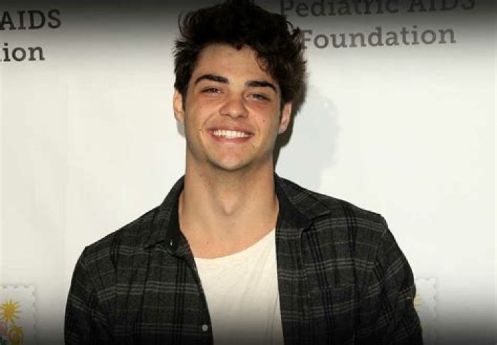 Noah Centineo Parents: Meet Gregory Vincent Centineo, Kellee Janel