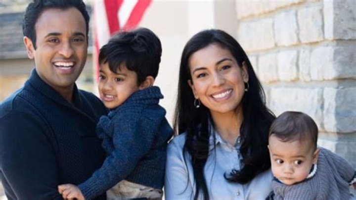 Paul Moyer Biography, Age, Height, Wife, Sons, Salary, Net Worth and Family