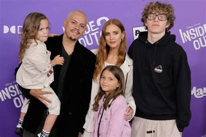 Raul Neto Is A Family Man, Meet His Beautiful Wife Janae Togni And Their Kids On Instagram