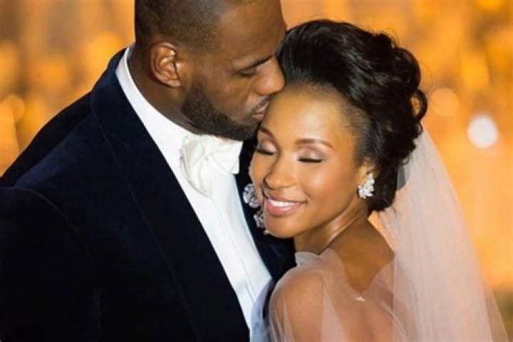 Savannah Brinson (LeBron James Wife) Wiki, Biography, Age, Height, Weight, Husband, Net Worth