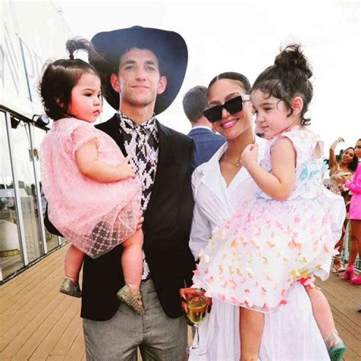 Simona Ventura Husband, Wiki, Boyfriend, Daughter, Age, Height