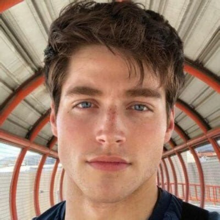 Who Are Froylan Gutierrez And Heather Lee? Meet Froy Gutierrez Parents: Ethnicity And Wiki