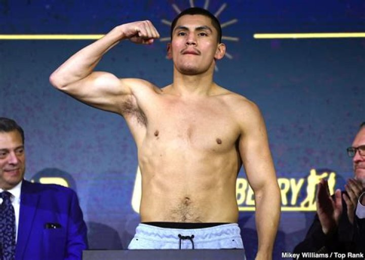 Who Are Vergil Ortiz Jr. Parents? Details To Know About The Boxer’s Family