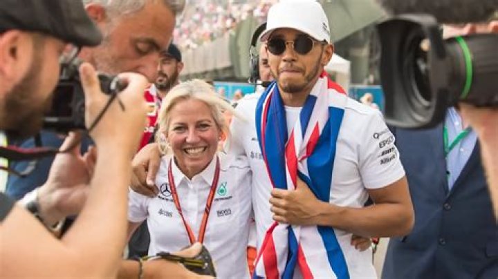 Who is Angela Cullen Husband? Lewis Hamilton Assistant Married Life Explored