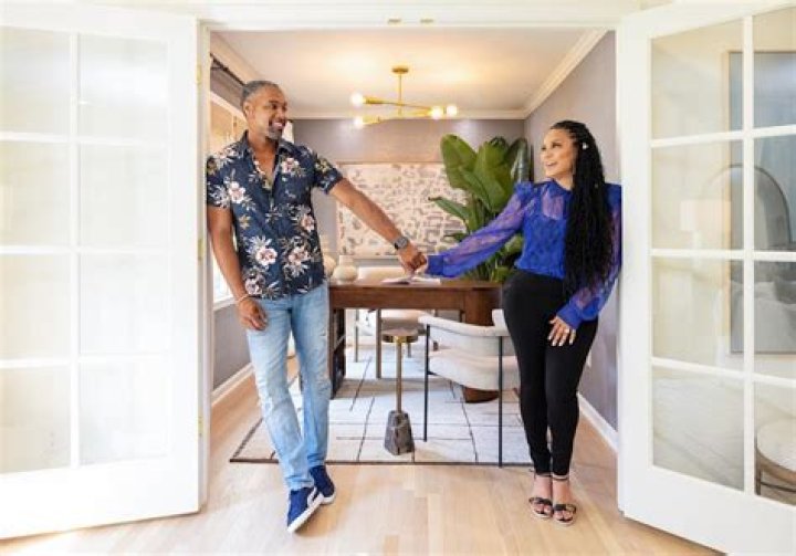 Who Is Dj Mike Jackson How Old Is She? Details To Know About The Cast Of Married To Real Estate