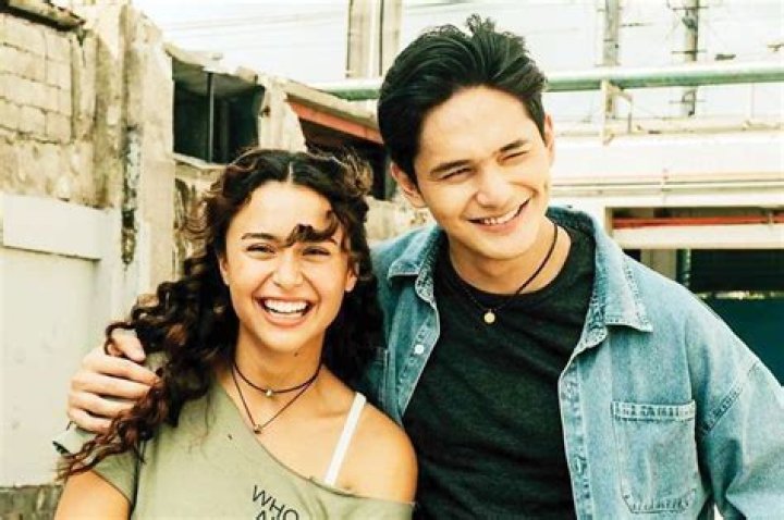 Yassi Pressman Biography,Age,Boyfriend and Slaps Eris