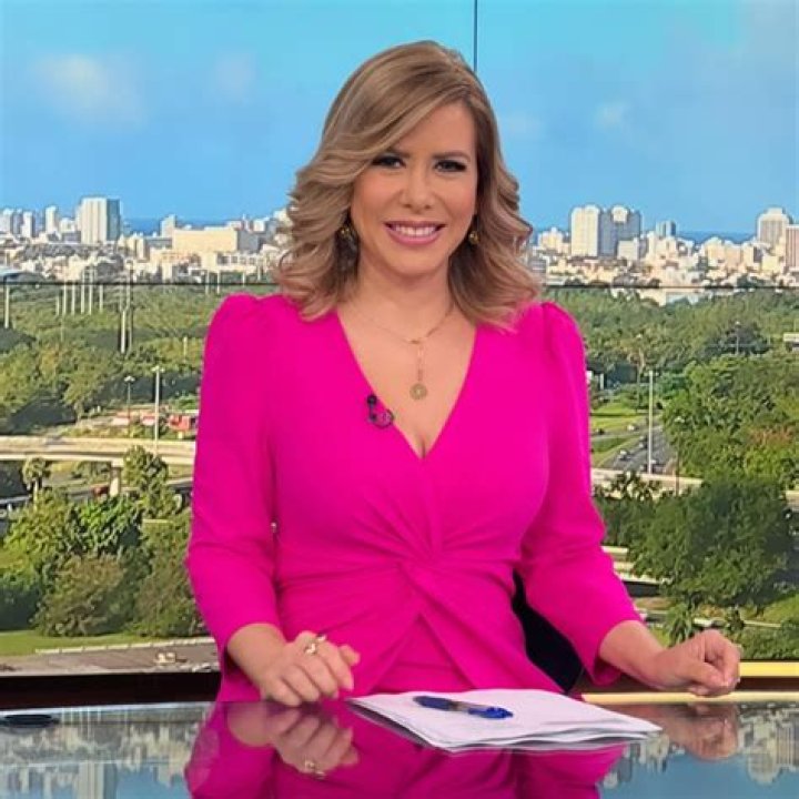 Zugey Lamela Bio, Wiki, edad, altura, padres, boda, esposo, Telemundo, Wikipedia, Twitter, salario y patrimonio neto